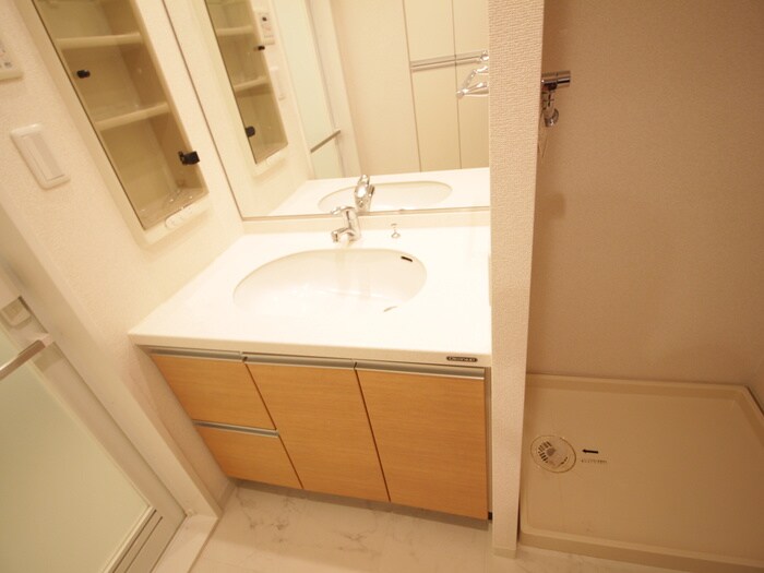 物件内観写真13　(洗面)