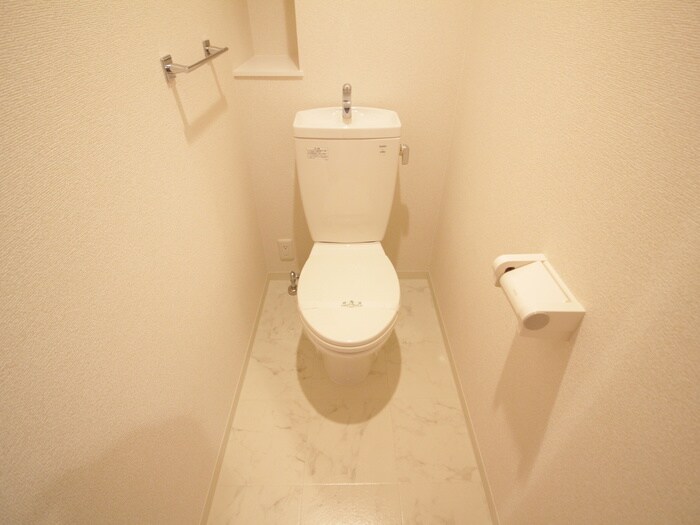 物件内観写真14　(トイレ)