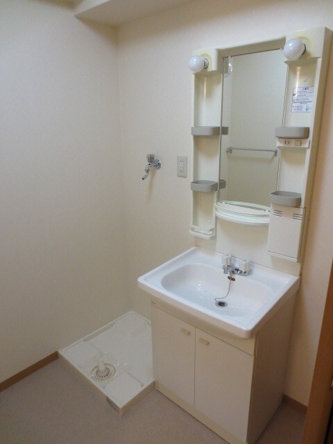 物件内観写真10　(洗面)