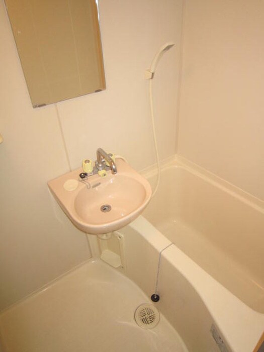 物件内観写真8　(バス／シャワールーム等)