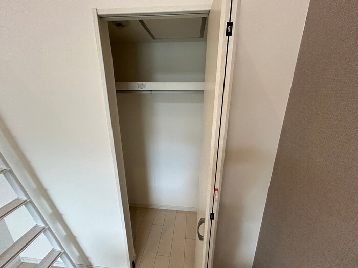 物件内観写真12　(収納)