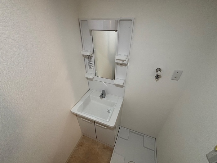 物件内観写真11　(洗面)
