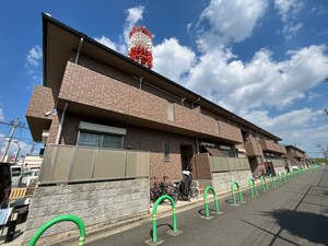 ジュネスト１番館外観写真