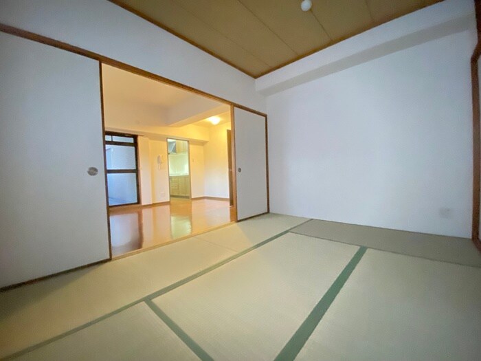 物件内観写真11　(居室)