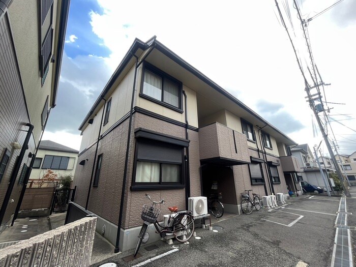 物件外観写真1　(外観写真)