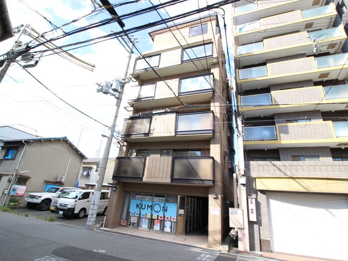 パレ都島の物件外観写真