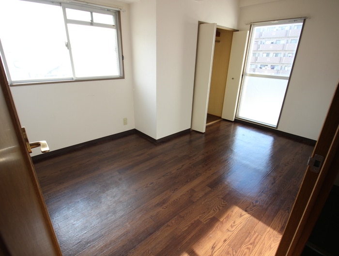 物件内観写真8　(居室)