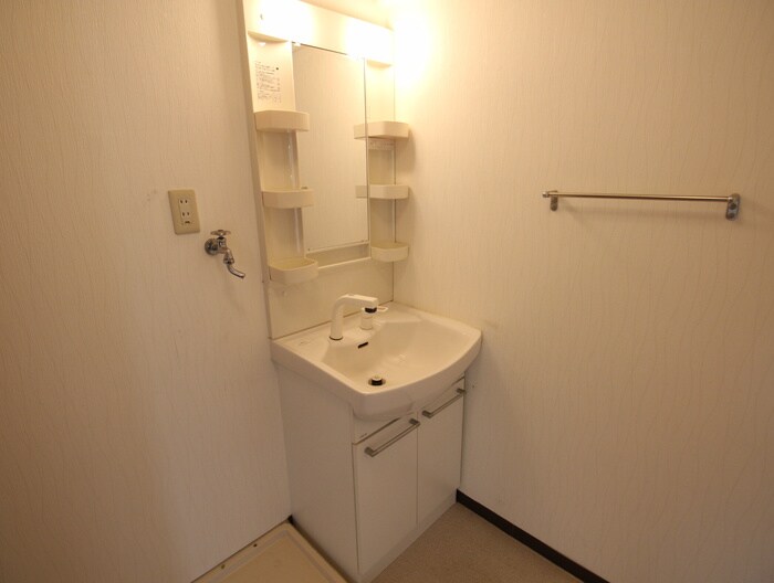 物件内観写真11　(洗面)