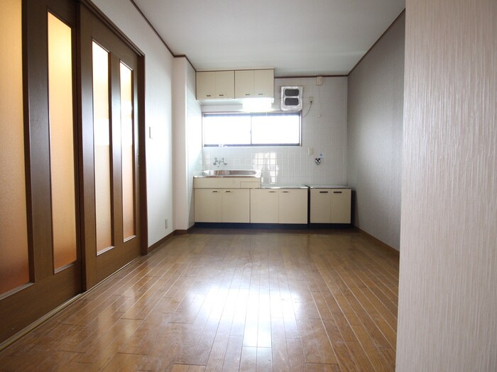 物件内観写真9　(居室)