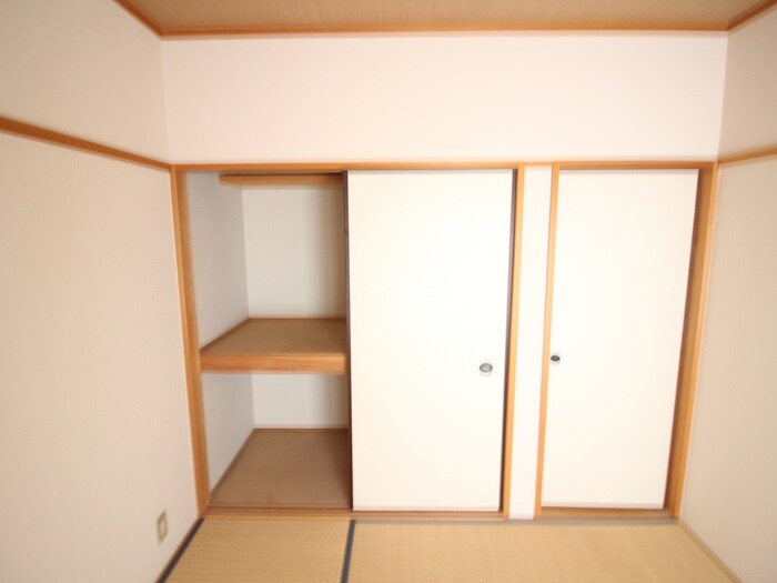 物件内観写真18　(収納)