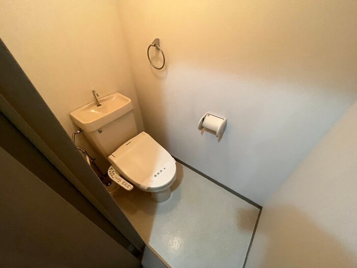 物件内観写真10　(トイレ)