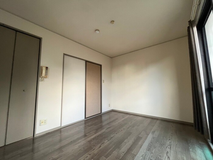 物件内観写真12　(居室)