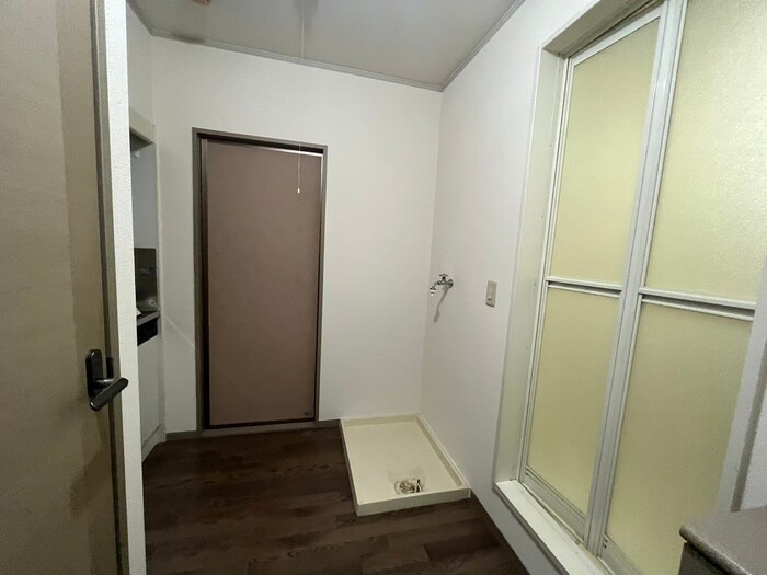 物件内観写真21　(廊下)