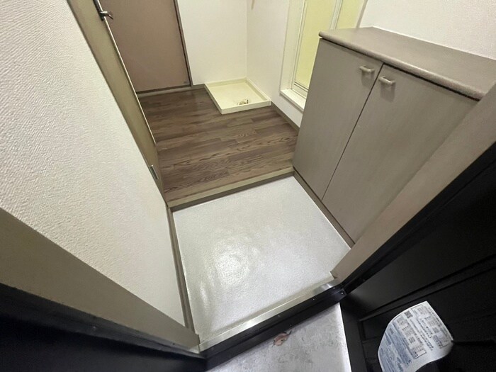 物件内観写真22　(玄関)