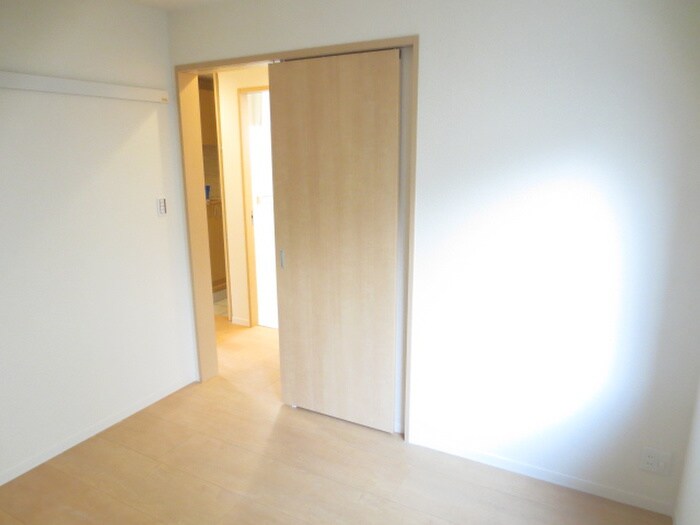 物件内観写真15　(居室)