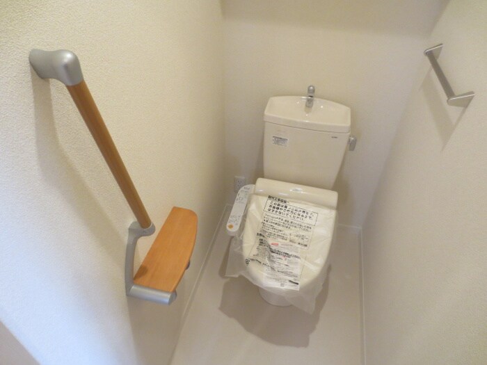 物件内観写真17　(トイレ)