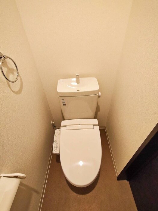 物件内観写真13　(トイレ)