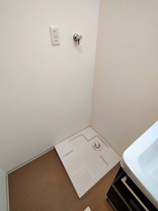 物件内観写真17　(洗濯機置場)