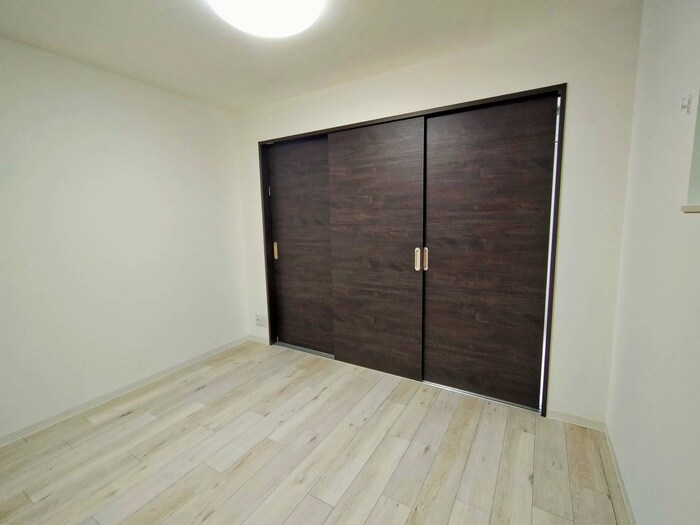 物件内観写真18　(居室)