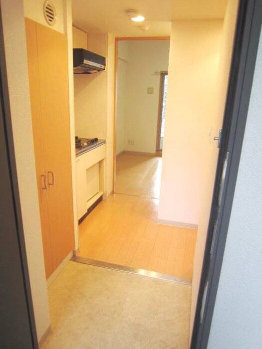 物件内観写真15　(玄関)