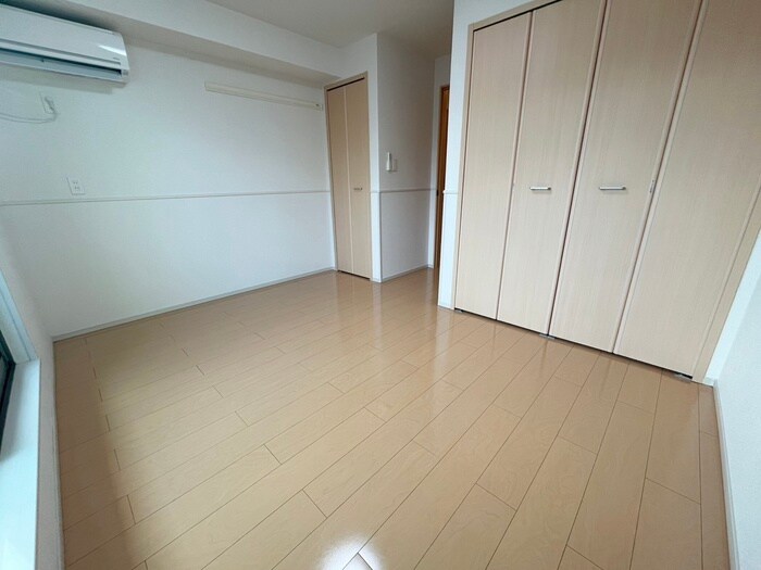 物件内観写真13　(居室)
