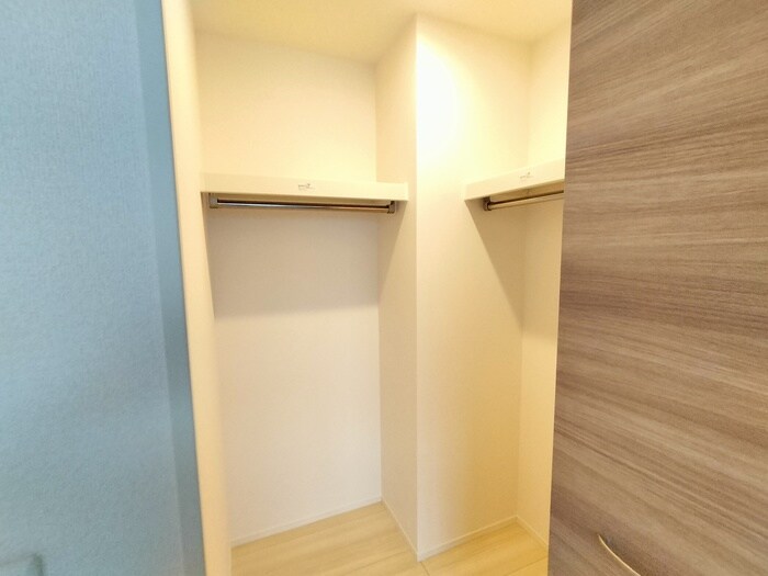 物件内観写真15　(収納)
