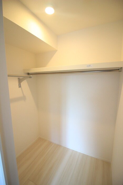 物件内観写真21　(収納)