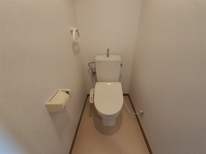 物件内観写真14　(トイレ)