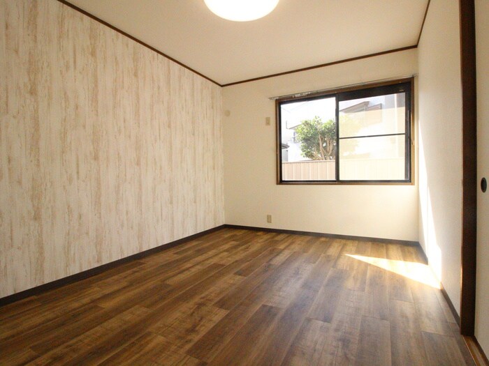 物件内観写真8　(居室)