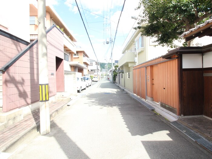 物件外観写真4　(周辺環境)