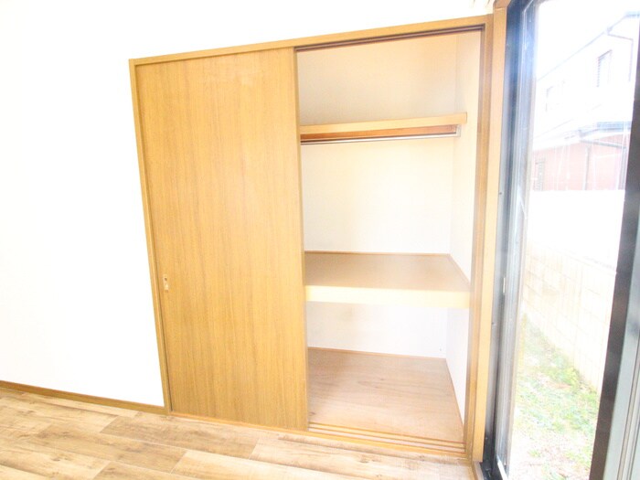 物件内観写真11　(収納)