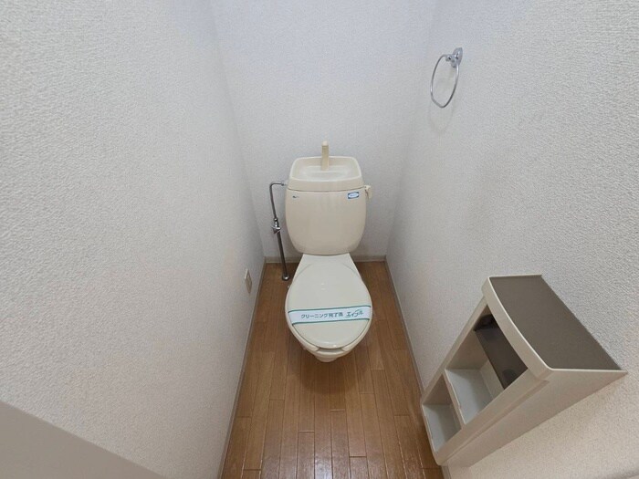 物件内観写真14　(トイレ)