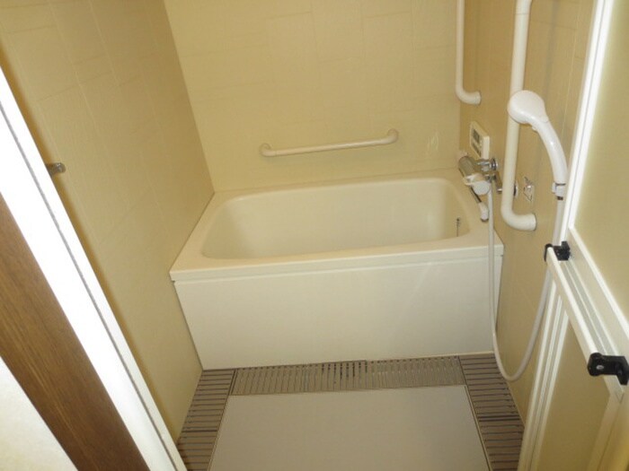 物件内観写真10　(バス／シャワールーム等)