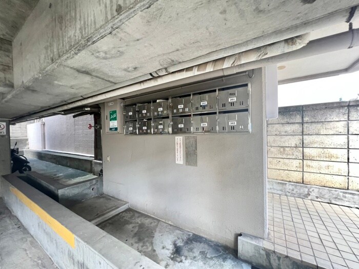 物件外観写真6　(建物設備)