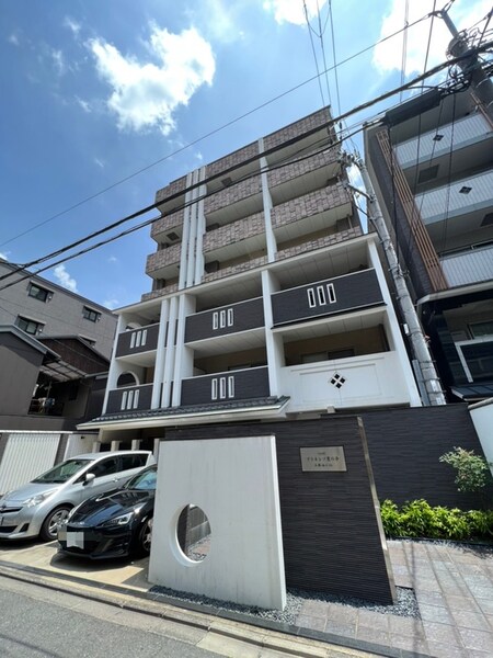 プラネシア星の子三条油小路外観写真