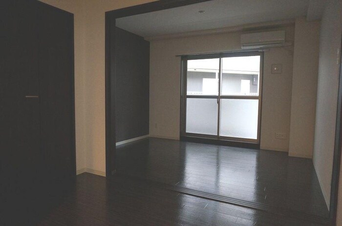 物件内観写真12　(居室)