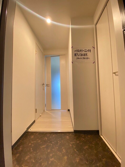 物件内観写真14　(玄関)