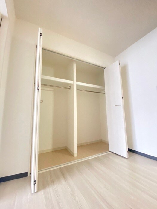 物件内観写真15　(収納)