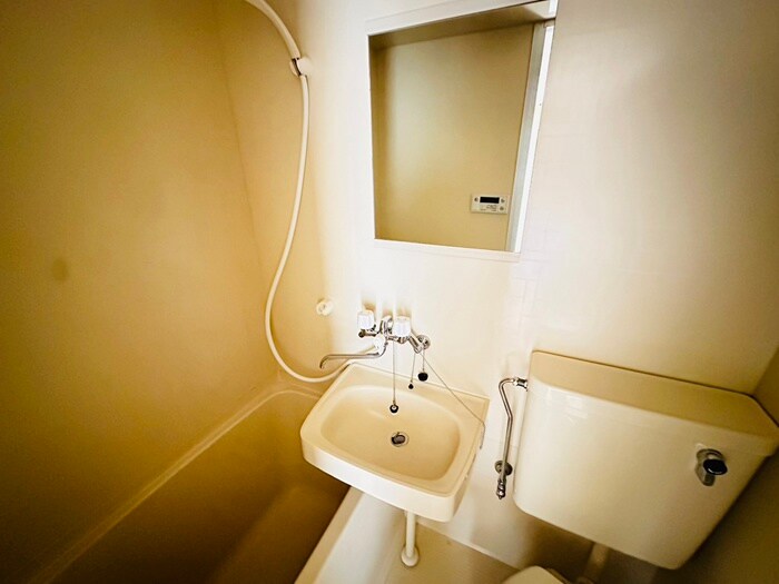 物件内観写真11　(洗面)