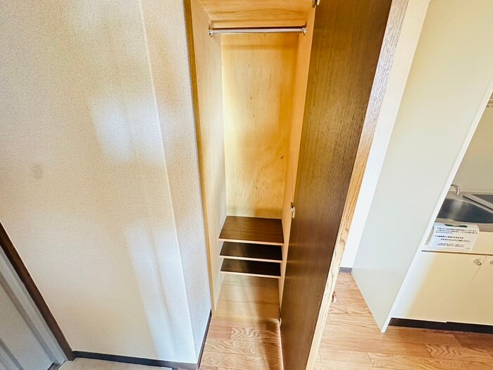 物件内観写真15　(収納)