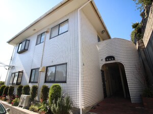 ヒルポイント雲雀丘（２０２）外観写真