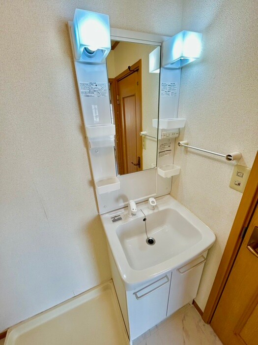 物件内観写真12　(洗面)