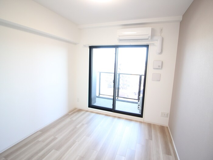 物件内観写真13　(居室)