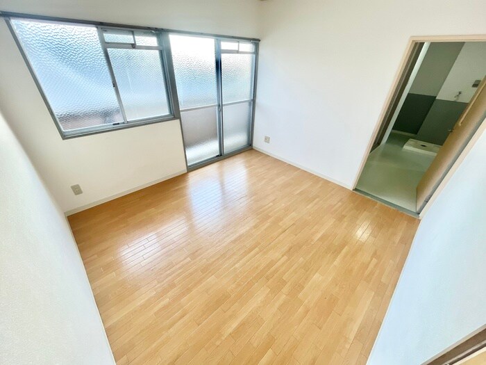 物件内観写真12　(居室)