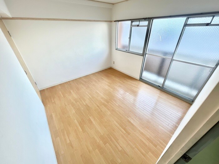 物件内観写真13　(居室)