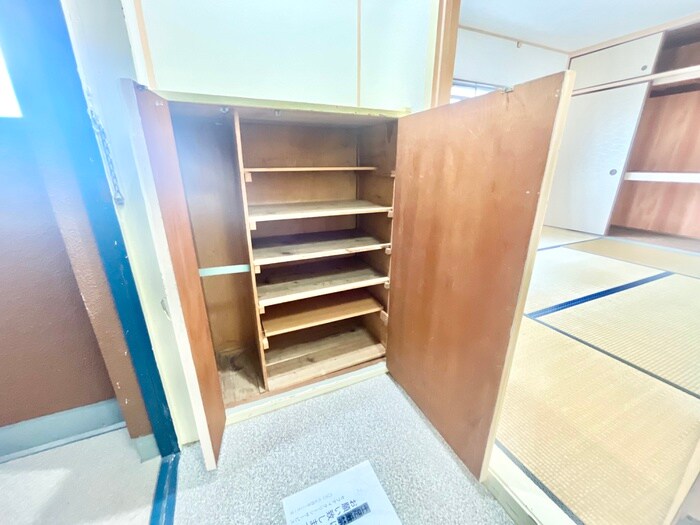物件内観写真18　(靴箱)