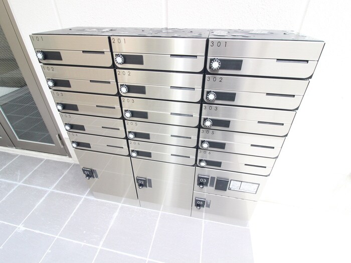 物件外観写真4　(建物設備)