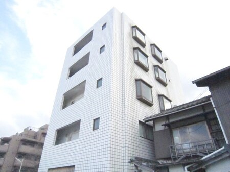 オ－ナ－ズ鉢塚ハイツ外観写真