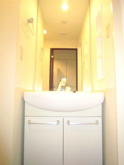 物件内観写真13　(洗面)