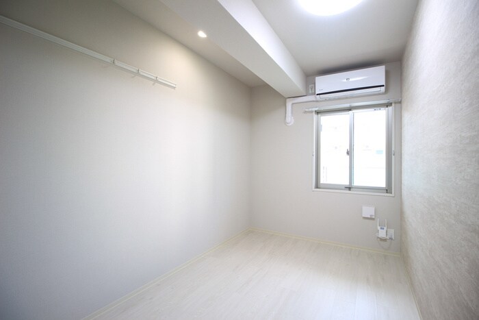 物件内観写真21　(居室)